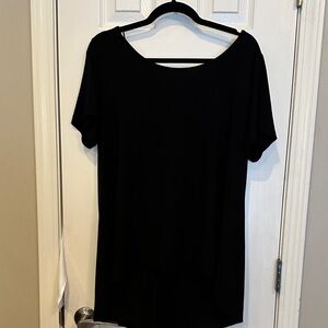 Philosophy Black Short Sleeve Top.